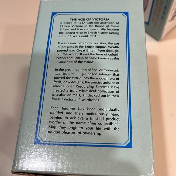 Victorian Collection Rabbit Figurines - Picture 11 of 13